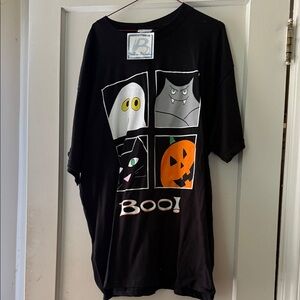 *NWT* Black Halloween Boo T-Shirt